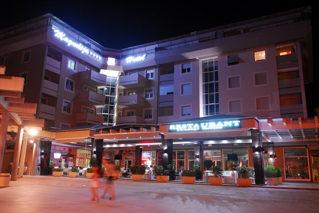 Hotel Magnolia Tivat Exterior foto