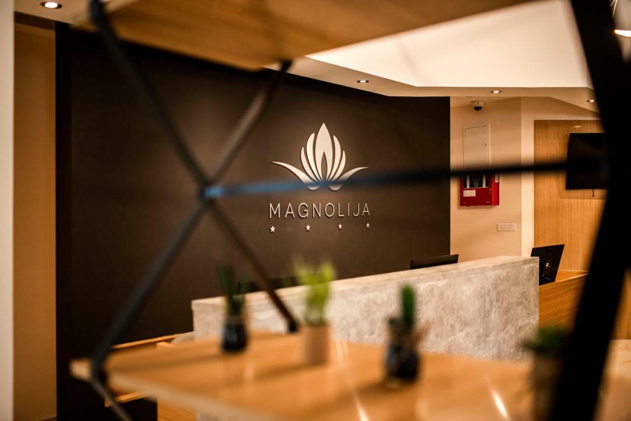 Hotel Magnolia Tivat Exterior foto